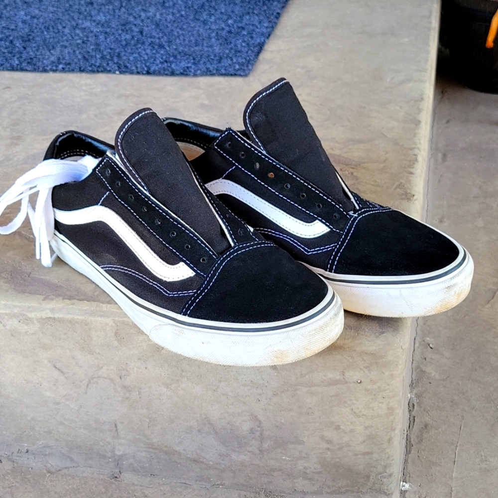 Men's Van's shoes size 8.5